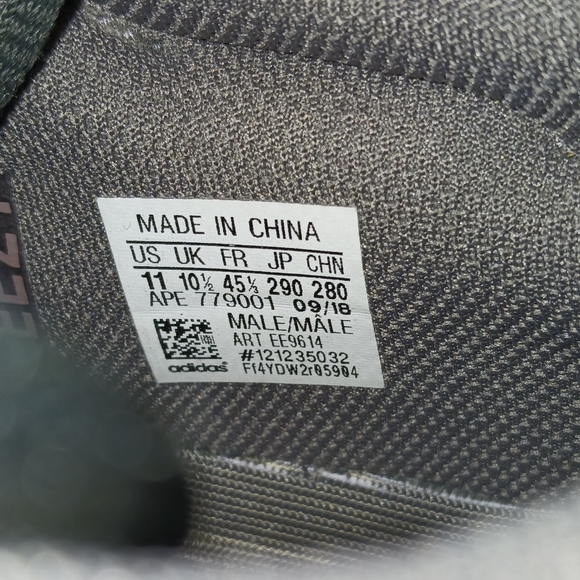 Yeezy Boost 700 'Mauve' men's size 11 - Picture 6 of 10